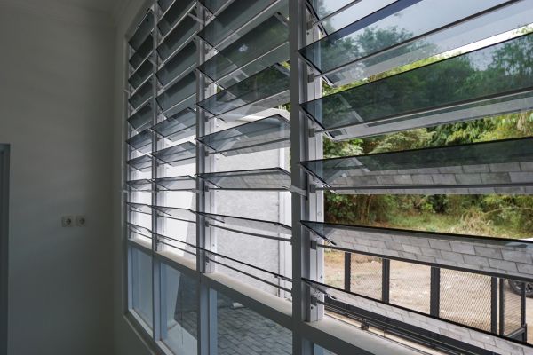 Cost of Jalousie Window Repair in Pueblo