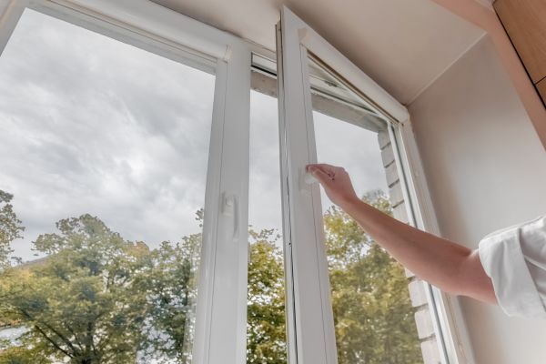 Cost of Vinyl Window Repair in Pueblo