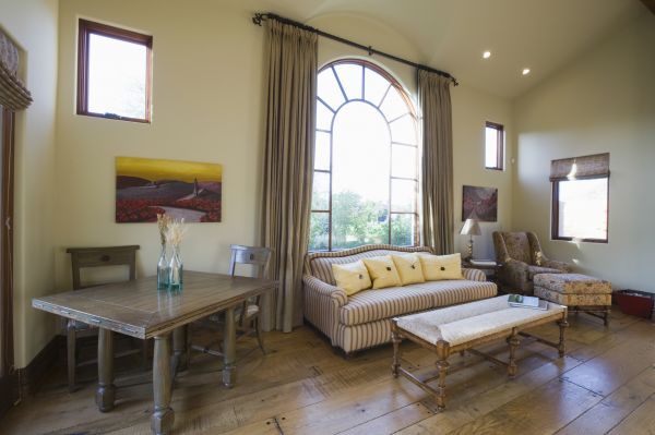 Cost of Arched Window Repair in Pueblo